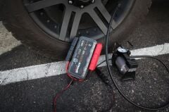 NOCO Genius GB70 Akü Takviye 12V 2000Amp Ultrasafe Lityum  + Powerbank + Led Lamba