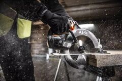 Aeg Bks 18BL2-502c Akülü Sunta Kesme Kömürsüz 190mm 18V 5.0Ah