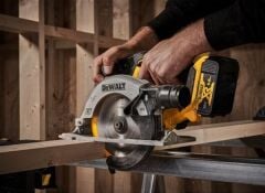 Dewalt DCS565P2 Daire Testere Kömürsüz Çift Akü 18V 5.0Ah