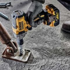 Dewalt DCF891P2T Somun Sıkma Kömürsüz Çift Akülü Li-ion 18V 5.0AH