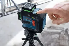 Bosch GLL 80-33 G Şarjlı Yeşil Lazer Terazi 3x360 Derece Mıknatıslı