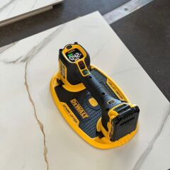 Dewalt DCE590P2 Grabo Vakumlu Vantuz Kaldırıcı Çift Akülü 18v 5Ah